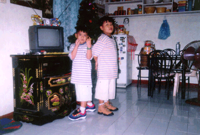 Yan ang guwapings kong pamangkin!