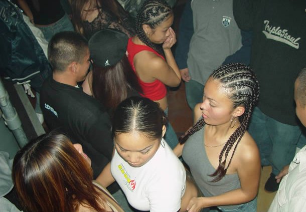 hot girls dancing