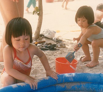 alyssa and cassandra [santa monica hot summer, 5 years old]