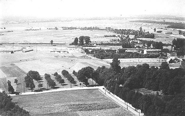Rok 1953. Ulica Starowiejska widok - na dworzec kolejowy