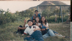 the park.. where ASJMS studes hang-out after class...especially Joseph!obvious kaayo!:) Mt. Puro at the back.