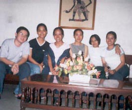 amcel's dormitory...second reunion.oi joseph! kaw na ba yan? hehe..