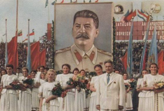 Eine fr�here Parade im Stalinplatz...