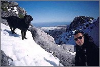 Alexandre e cão na neve