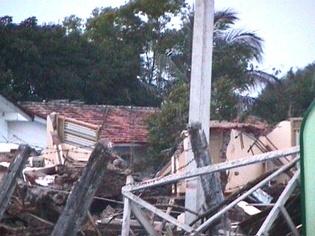 Tsunami devastation at Pothuwil