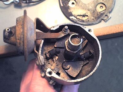 Quite sticky too - the two springs come in seperatley, light one all the time and the heavy one at high revs.
