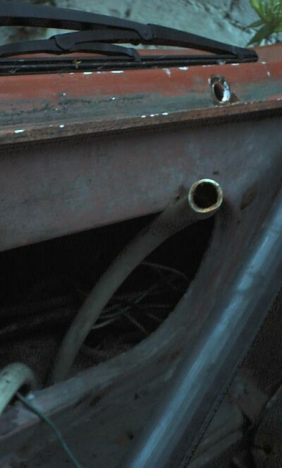 A little adhesive to lube/stick the hoses on?