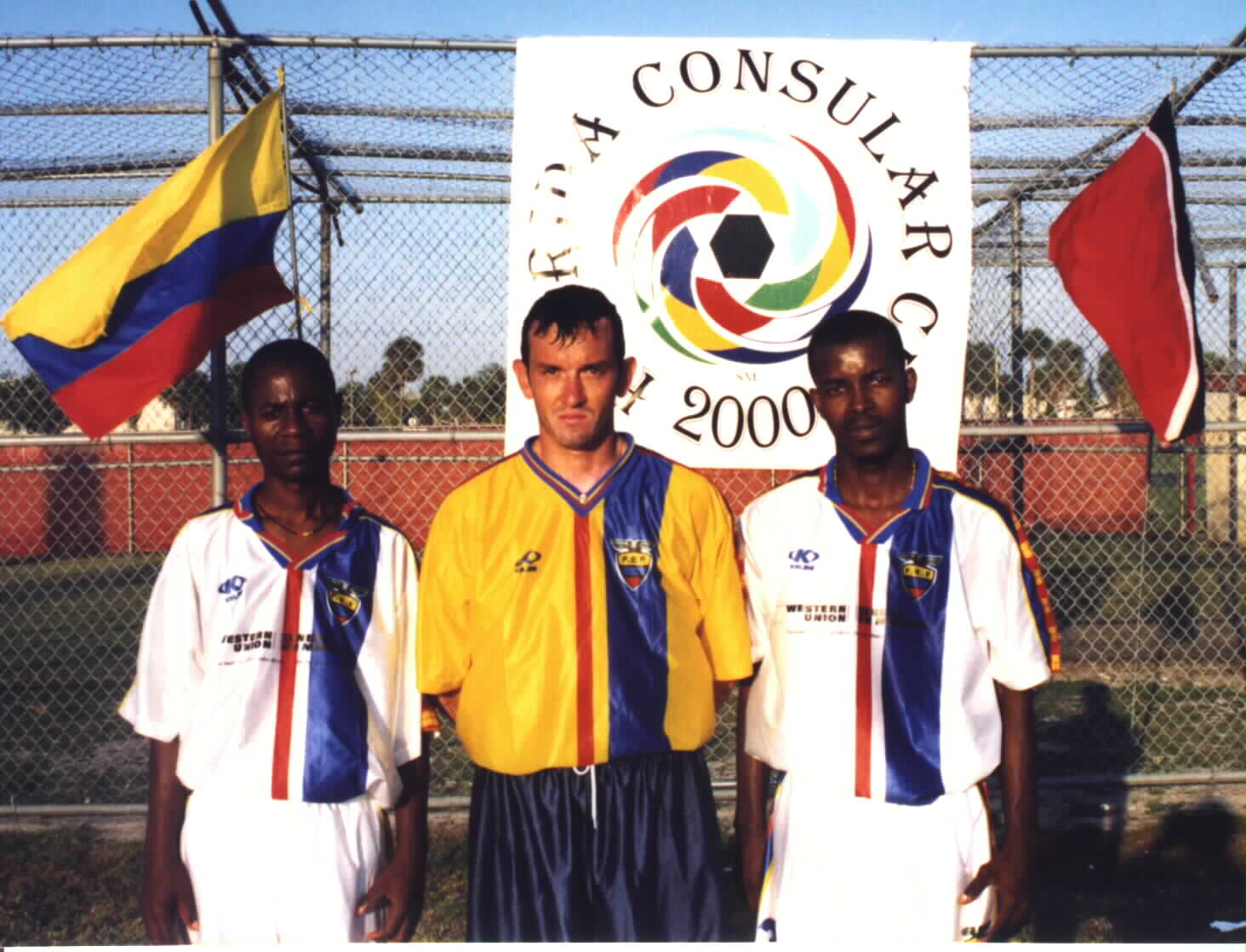 (Haitian defensive Sweeper, Ecuadorian Goal Keeper and Haitian midfielder pausing for picture during Florida Consular cup 2000.(Picture courtesy of Noe
Dorestant) ... Give credit where credit is due