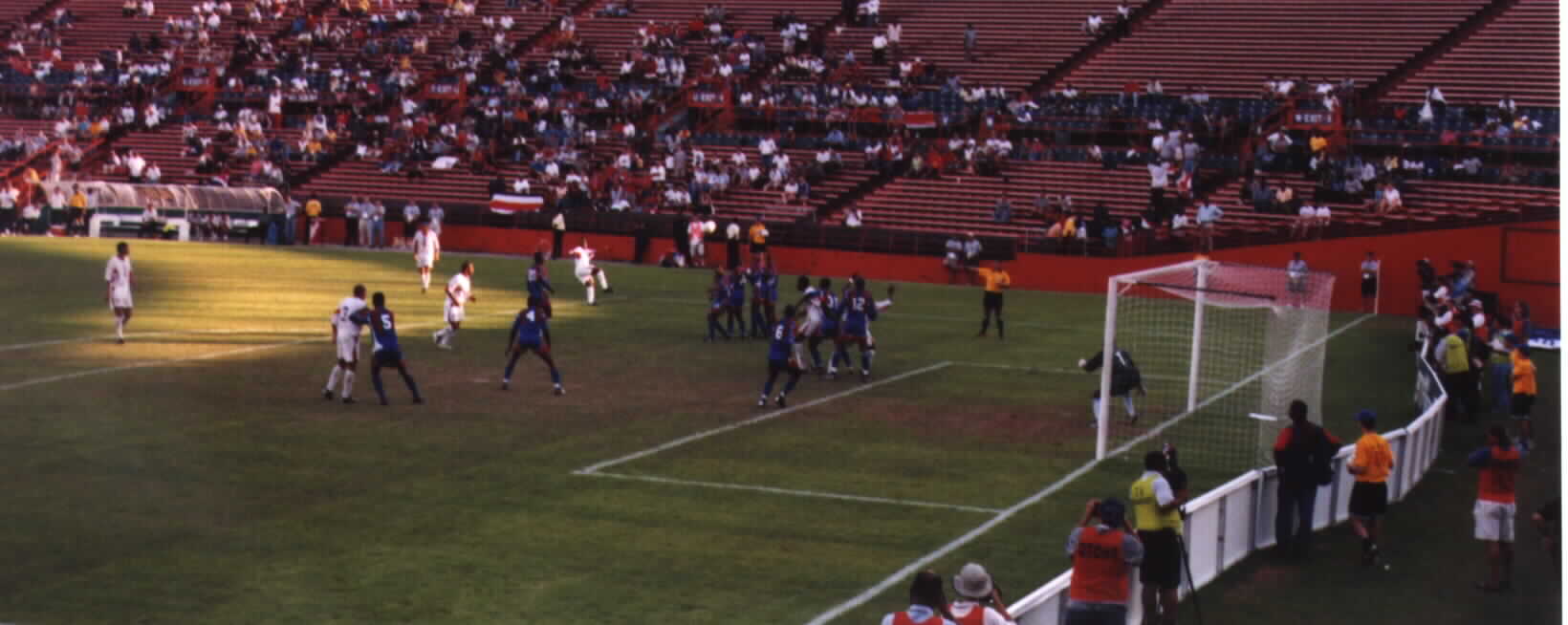 (Haitian team on the defensive)Photo Noe Dorestant... Give credit where credit is due.