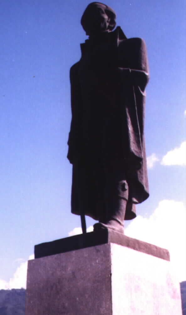 (Photographed by Noe Dorestant 1/28/2001: Statue of the first black, Brigadier General Toussaint Louverture)Picture

photographed and provided by Noe Dorestant, if you copy for reuse, give credit where credit is due. 