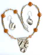 thumbnail of

piece