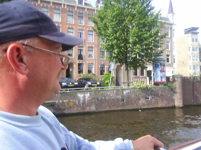 Vol trots door mijn Amsterdam gevaren.