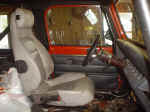 seat1.jpg (46177 bytes)