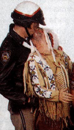 ajdamien.jpg (61737 bytes)