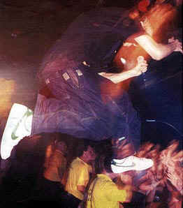 dajump.jpg (10052 bytes)