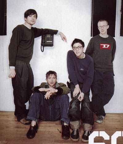 groupphone.jpg (76747 bytes)