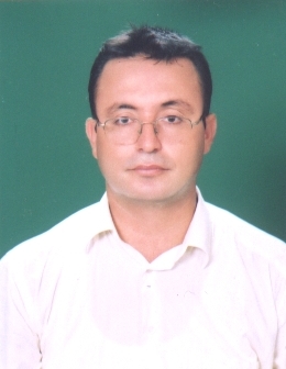 Dr.Yakup �zt�rk
1968 y�l�nda Nev�ehir'in G�l�ehir �l�esine ba�l� G�m��kent Kasabas�'nda do�du.
�lk ve Orta ��renimini G�l�ehir'de tamamlad�.
1984 y�l�nda Nev�ehir Lisesi'nden mezun oldu.
1995 y�l�nda Erciyes �niversitesi T�p Fak�ltesinden mezun oldu.
7 y�l Mardin'in �merli Merkez Sa�l�k Oca��'nda �al��t�.
2002 Y�l�n�n Temmuz Ay�ndan beri 3 Nolu Sa�l�k Oca��nda �al��makta.
Evli ve 1 �ocuk babas�.
e mail: