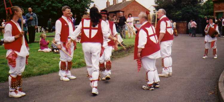 Brackley Stick Dance 'Bean Setters'