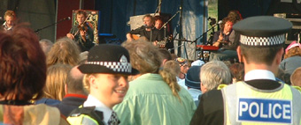 Levellers and police