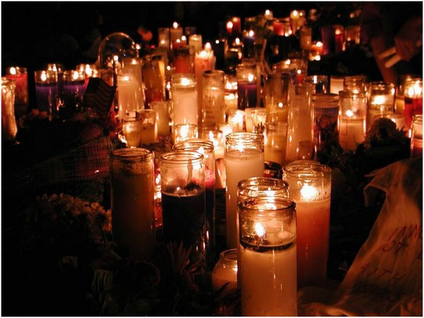 b-Union_Squre_Mourning_site_Sept_16.JPG