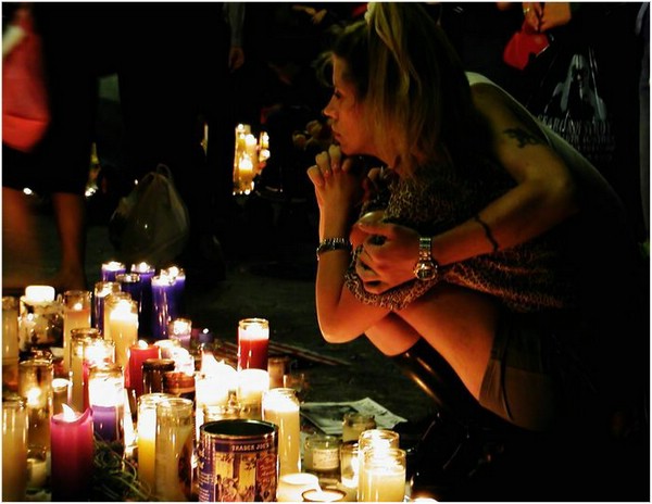h-Union_Squre_Mourning_site_Sept_16.JPG