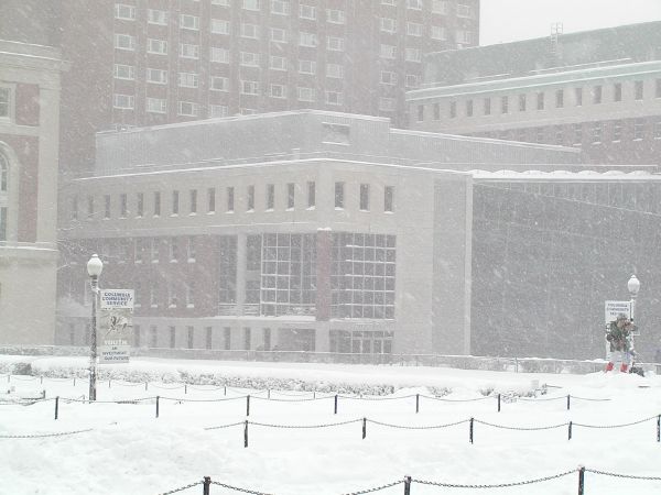 Alfred_Lerner_Hall.JPG