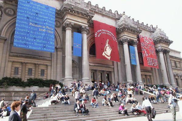 Metropolitan_Museum_of_Art-1.JPG