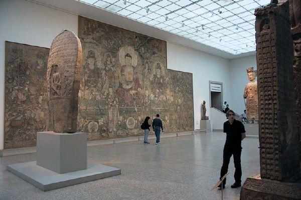 Metropolitan_Museum_of_Art-2.JPG