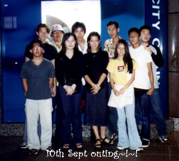 OutinG Pic 1~!~!~! wanna who r they.... hahaha... if u dunno then too baD...