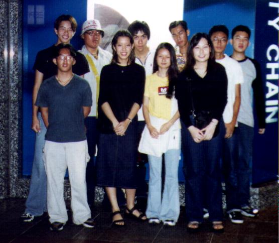 OutinG Pic 2~!~!~! wanna who r they.... hahaha... if u dunno then too baD...