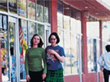 Thora Birch and Scarlett Johansson in Ghost World