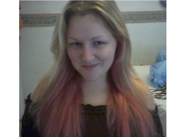 Me posing with my new hair for the camera