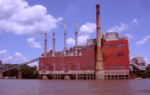 A photo of a coal plant on the Ohio River on July 23, 2006.  And I wonder why the river tastes so bad.  Photo by Nick Peyton.