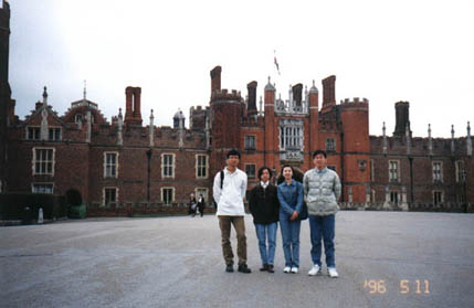 Hamppton_Court_2