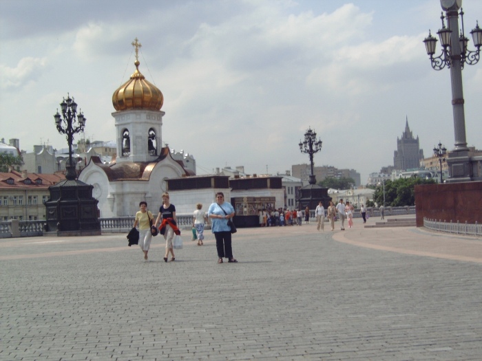 Yvonne near the new Cathedral in Moscow