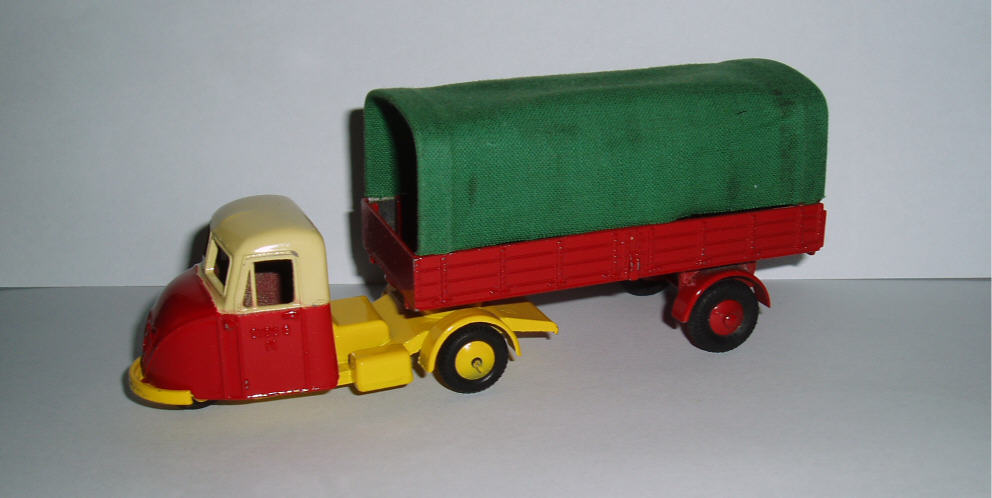 Rarity 3. Budgie 240 1960-64. Scammell Scarab with cloth tilt.