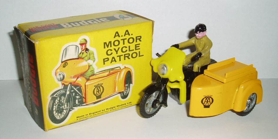 Rarity 4. Budgie 452 AA Motorcycle Patrol. 1964-66. Rare final edition with Triumph Motorcycle
