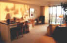 Living Room 2.jpg (65738 bytes)
