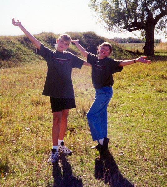 Emily and Nikki being dorks