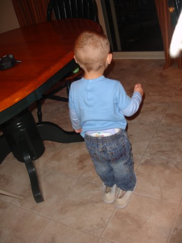 brettwearingnellysshoes.jpg