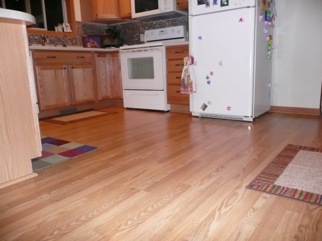 kitchenfloor.jpg