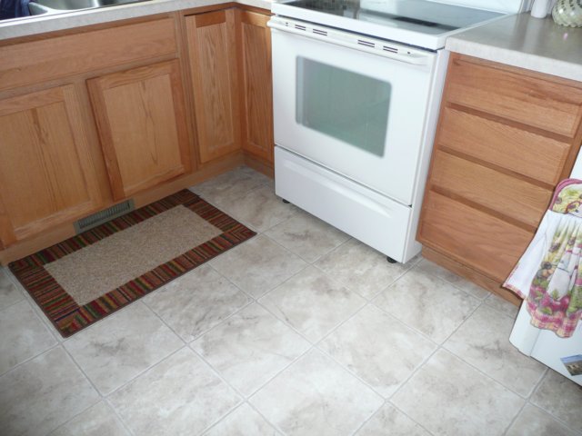 kitchenprefloor.jpg