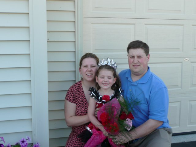 mommydaddyandsissy.jpg