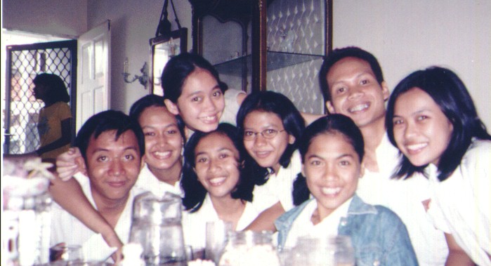 dI RuMaH Gue