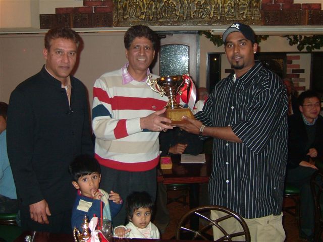 Sri lankan Captain recieving A group winner Trophy 
