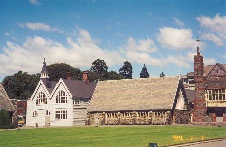 Chritschurch English Structure