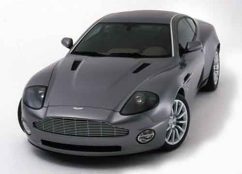 Aston Martin Vanquish - Hot! Hot! Hot!
