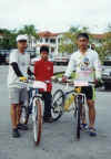 Dad, bro and couzie stopping for a pose :)