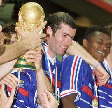 er... nous sommes les champions