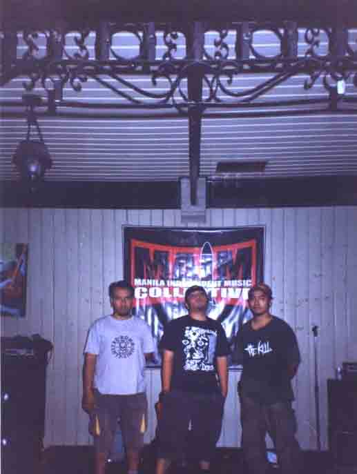 picture taken from their Manila tour 2004